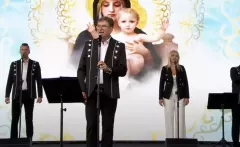 Bayer Full i Sławomir Świerzyński na ustach całej Polski! Zagrał dla Rydzyka! Zobaczcie VIDEO i te podziękowania!