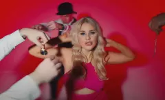 Blondi rządzi w Disco Polo? Zobacz, dlaczego ”Manipulantka” podbija YouTube