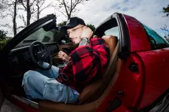 Boogie rozpoczyna solową przygodę: „Na Waleta„ Hitem Jesieni?! Zobaczcie premierę!

