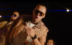 Cała sieć nuci „Ananas" Dejwa. Ten letni singiel disco polo urwał już 170 tysięcy wyświetleń