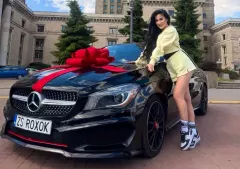 Co za cacko! Młoda gwiazda disco polo Roxaok spełniła marzenie i pochwaliła się nowym Mercedesem