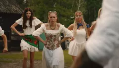 Cola prezentuje nowość „Królowa Wsi” – premiera piosenki! To strzał w dziesiątkę?! 