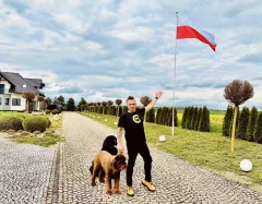 Czadoman świętuje Dzień Flagi! Gwiazdor disco polo to patriota
