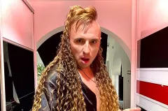 Paweł Dudek w długich włosach! Znany gwiazdor disco polo Czadoman totalnie zaskoczył?! Artysta wygląda jak kobieta!