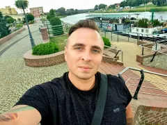 Czadoman potępia wojnę! Artysta wstawił filmik o Putinie! To nagranie to hit! | VIDEO