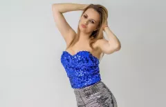 Czadowa Mamuśka - Zjawiskowa Karina Malinowska na nowych zdjęciach! Jest mega ponętnie!