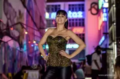 Czadowa Mamuśka to najpiękniejsza kobieta w branży disco polo?! Zobaczcie jej zdjęcia i ten głęboki dekolt!