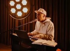 Uwielbiany wokalista disco polo tworzy muzykę religijną! Artysta założył nowy zespół! Zobaczcie zdjęcia! 