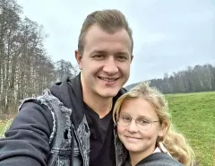 Dawid Narożny zaśpiewał znane przeboje ze swoją córką! Te nagrania przejdą do historii disco polo!