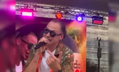 Dejw zagrał „Dołeczki" na Disco Bzura w Sochaczewie. Tak bawił się amfiteatr przy tym hicie