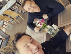 Dwoje gigantów disco polo przyłapanych na wspólnej kawce! Marcin Miller Boys i Radek Liszewski Weekend opijają wielki sukces?! 