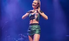 Eksplozja seksapilu na scenie disco polo - Justyna Lubas Top Girls idealna sylwetka! Zobaczcie nagranie!
