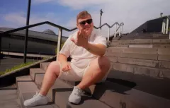 ElQuattro prezentuje premierę „Dobrze wiem”. Nowa piosenka wokalisty z Wołomina
