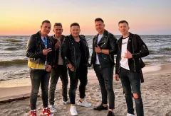 Eratox i Arek Kopaczewski w utworze „Deja Vu„. Posłuchajcie przedpremierowo nowego hitu disco polo. Duet roku?!