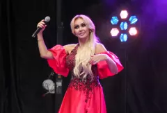 Gdzie zagra Teresa Werner w roku 2025?! Lista koncertów królowej śląskich szlagierów! 