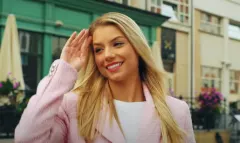 Gesek i jego nowość pt. „Francuski pocałunek„! To nowe oblicze wokalisty disco polo! | PREMIERA