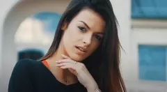 Gesek zaskakuje! Retro wersja „Daj mi swoje usta” zachwyca fanów disco polo
