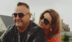 Gorąca premiera disco polo: Grzegorz Kosowicz - Dj Grześ - „Żyje się raz„
