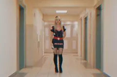 Gorąca premiera: Karolciaa i jej nowość pt. „Pielęgniareczka„! 