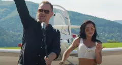 Gorąca premiera od legend disco polo Fanatic: „Najpiękniejsza z wszystkich Dam„!
