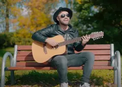 Niezwykła dedykacja w disco polo! Znani artyści stworzyli wyjątkową premierę w rytmie reggae ”Miłość, lato, muzyka”. Utwór podbije listy przebojów?! 