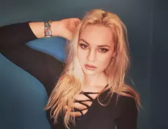 Gwiazda disco polo Sylwia Morcinek Weź nie Pytaj na wyciągnięcie ręki! Urocza gwiazda disco polo wystawiła na aukcję wyjątkową ofertę! 