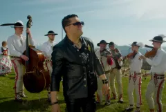 Jest góralem i gra disco polo! Zobaczcie nowość  Kordiana pt. ”Hulaj Dusza” | VIDEO podbija internet! 