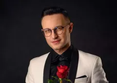 Gwiazdor disco polo Jakub Urbański upamiętnia śmierć Jana Pawła II w wyjątkowy sposób! Co zrobił? | VIDEO