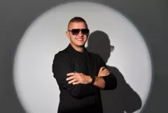 Historyczna decyzja! Dawid Narożny zarejestrował znak Piękni i Młodzi Dawid Narożny w UE