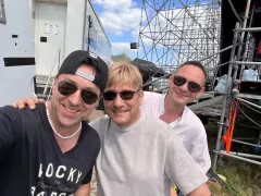 Historyczne spotkanie uwielbianych gwiazdorów disco polo! Marcin Miller i grupa Top One ponownie razem na jednej scenie!