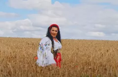 „Ja chcę hektara” szturmem podbija sieć! Kaszubska Influencerka staje się gwiazdą lata 2025