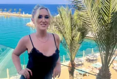 Jesika podbija serca fanów nie tylko głosem! Skąpe bikini na basenie robi furorę!

