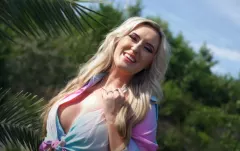 Jesika zaskakuje nowością! ”Trochę słońca” to propozycja, która wniesie lato do świata disco polo

