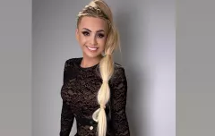 Joanna Narożna na ustach całej Polski! Taką stylizację wybrała na urodziny, wygląda przepięknie czy przesadziła?
