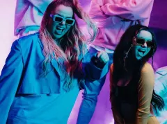 Gorąca premiera Topky pt. Szpile! Angelika Żmijewska i Paula Karpowicz podbiją tym branżę disco polo?! ”Powrót w wielkim stylu”