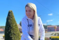 Magda narożna już tak nie wygląda! Gwiazda grupy Piękni i Młodzi zdecydowała się na totalną zmianę! [Zdjęcia]