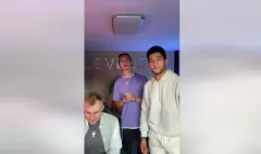 Kamil Kossakowski i Damian Gwiazdowski przypomnieli wielki hit disco polo z lat 90-tych! Akustyczne wykonanie zachwyciło fanów! 