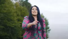 Kaszubska Influencerka w nowym teledysku! ”Fajna Babka” to ukłon w stronę kobiet
