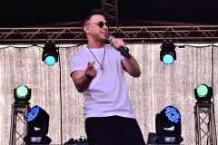 Kilka tysięcy osób śpiewa hit „Żono moja„ zespołu Masters! Przejdą Wam ciarki!