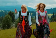 Uwielbiana Kinga Dudek w solowej odsłonie. Jej premiera pt. „Korale„ podbija już sieć! 
