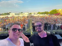 Klubowa wersja hitu „Jolka Jolka„ zaskoczyła fanów disco polo! Jak brzmi teraz wielki przebój zespołu Classic?! 
