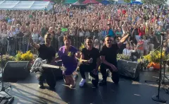 Koncert Playboys w Starym Uścimowie: Gorący wieczór z gwiazdami disco polo!