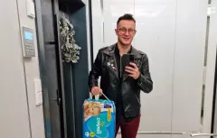 Kuba Urbański - Playboys świętuje narodziny dziecka! Gwiazdor disco polo opija ”Pępkowe”! 