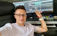 Skandaliczne zachowanie fanki?! Kubie Urbańskiemu (Playboys) puściły nerwy! Wiemy, co zdenerwowało artystę!
