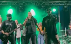 Łobuzy spełniają marzenia swoich fanów: Wspólny występ na scenie zaskoczył wszystkich!