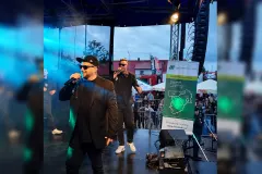 Long & Junior i scena grozy! Long upadł na scenie! Co się stało? (VIDEO)