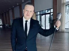 Łukasz Wąsik z Alexa & Fonzy zostaje agentem nieruchomości