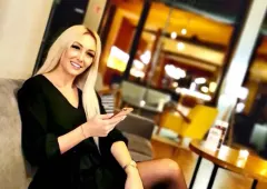 Ma to w genach?! Piękna wokalistka disco polo pokazała swoją mamę! Panie wyglądają jak siostry?! 