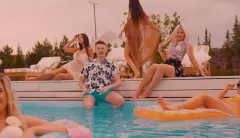 Maciek Kasprzyk i milion wyświetleń. „Wakacyjny Cmok" został hitem lata w disco polo