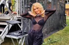 Magdalena Megi Muczyńska zapowiada nową produkcję – seksowny teledysk i niespodzianka na urodziny! Skradnie tym serca słuchaczy?!
